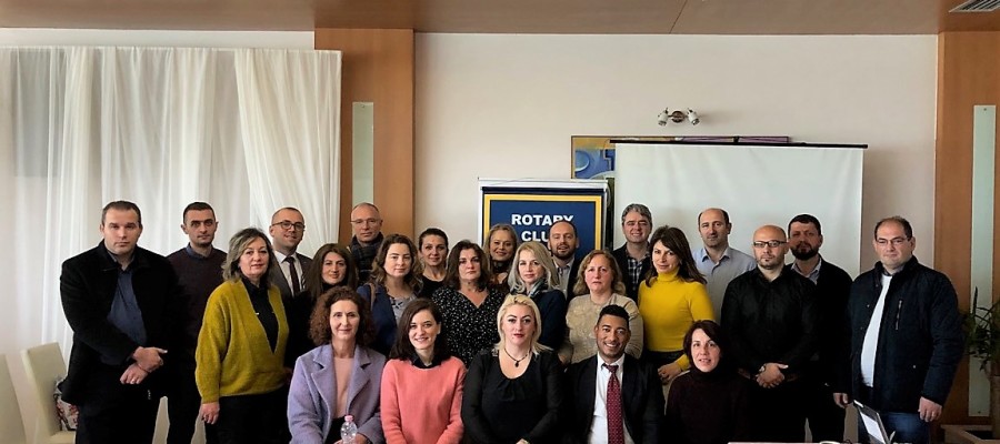 Klubi Rotarian Gjakova–Çabrati finalizon projektin “Telemedicina në Qendrat e mjekësisë familjare në Gjakovë”
